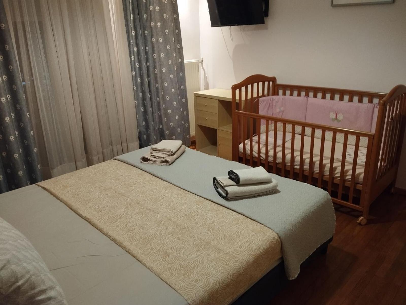 Spacious Flat Ideal For Families Αθήνα Εξωτερικό φωτογραφία